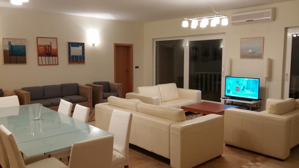 Apartments On Gorana Pavlova 24 Сутиван Экстерьер фото